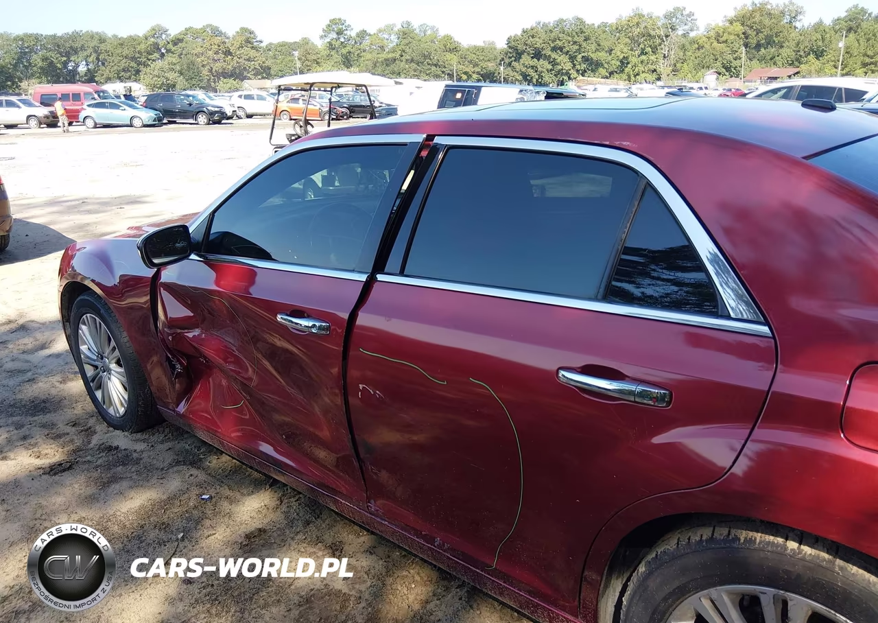 2012 Chrysler 300 Limited VIN:2C3CCAHG4CH184195 - 6