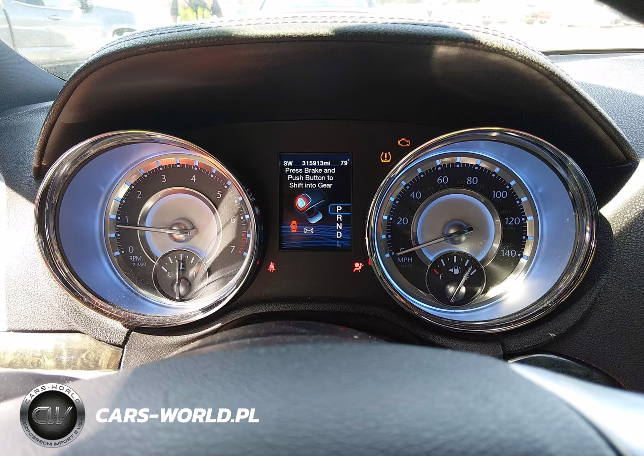 2012 Chrysler 300 Limited VIN:2C3CCAHG4CH184195 - 7