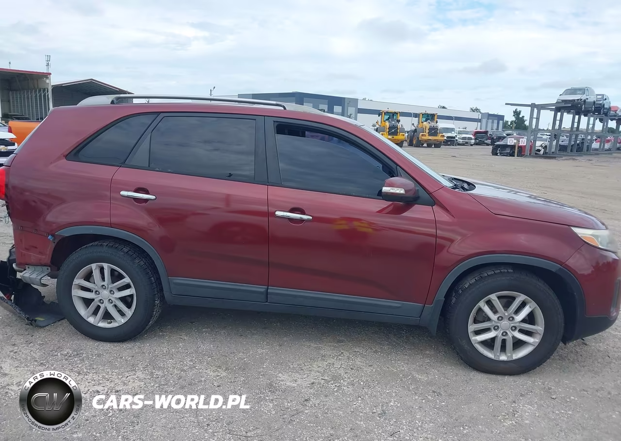 2014 Kia Sorento Lx VIN:5XYKT3A67EG479040 - 14
