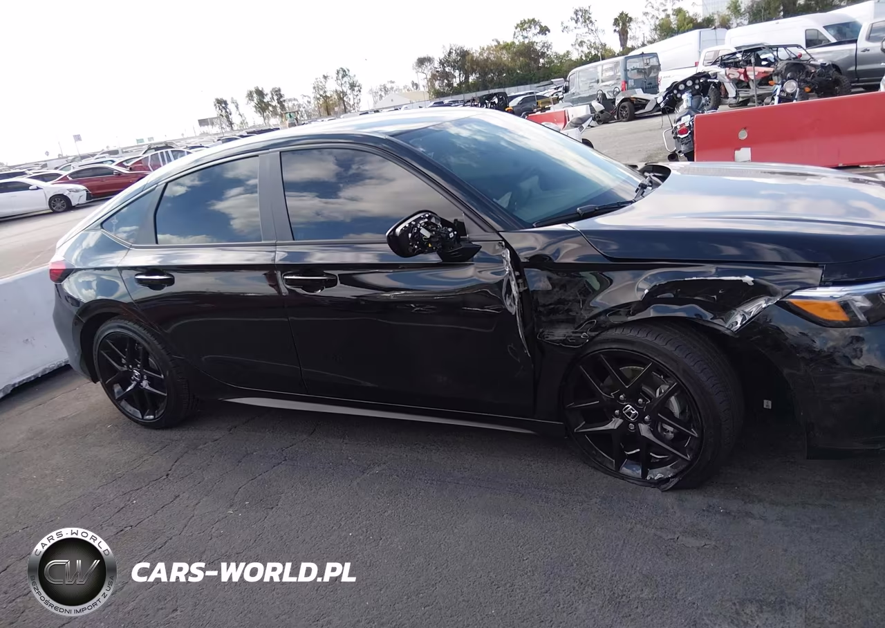 2026 Honda Civic Sport VIN:19XFL2H80TE027332 - 13