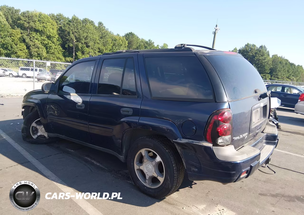 2007 Chevrolet Trailblazer Ls VIN:1GNDT13S672232992 - 3