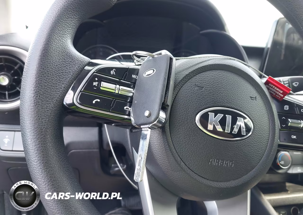 2020 Kia Forte Fe VIN:3KPF24ADXLE192830 - 11