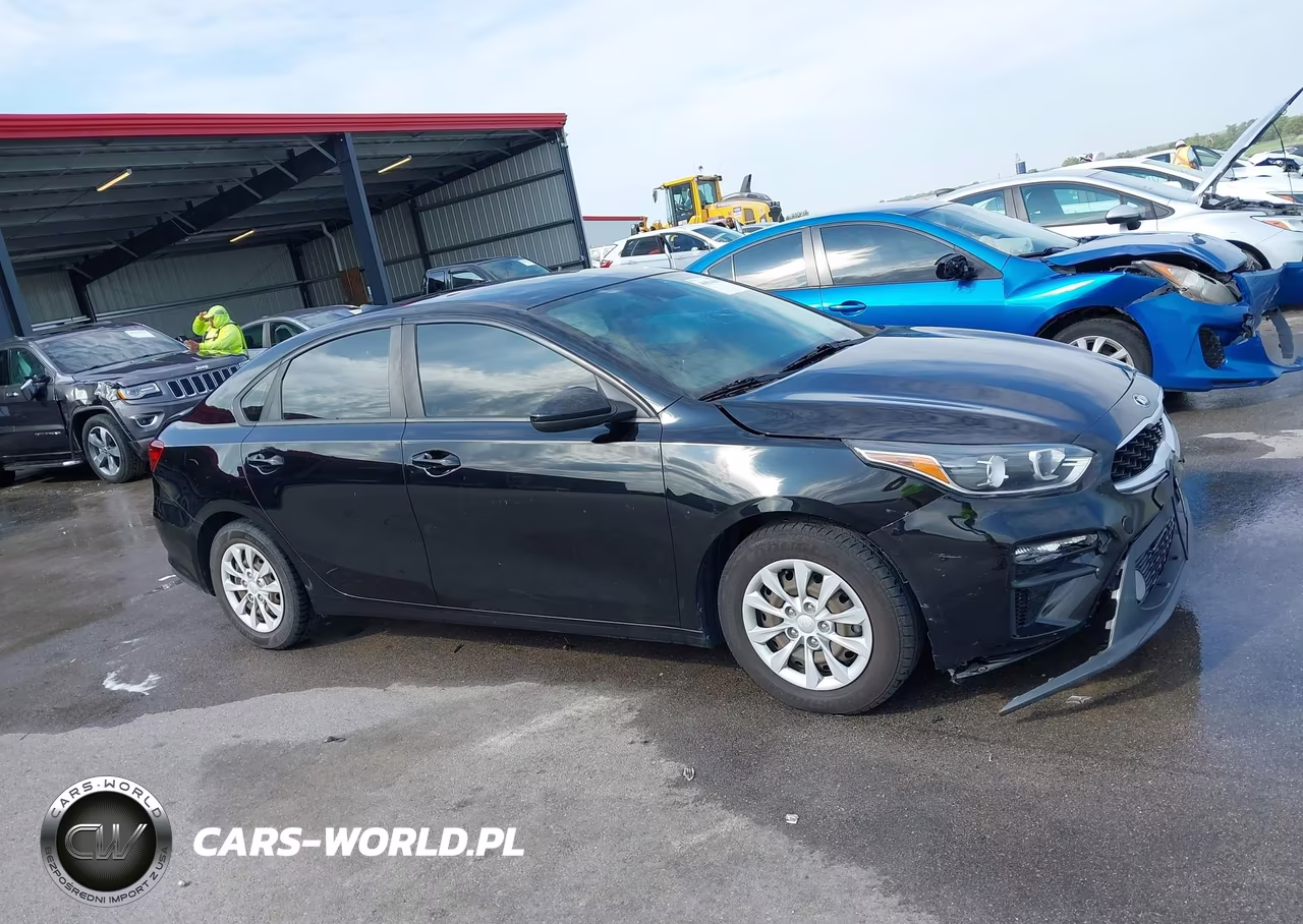 2020 Kia Forte Fe VIN:3KPF24ADXLE192830 - 13