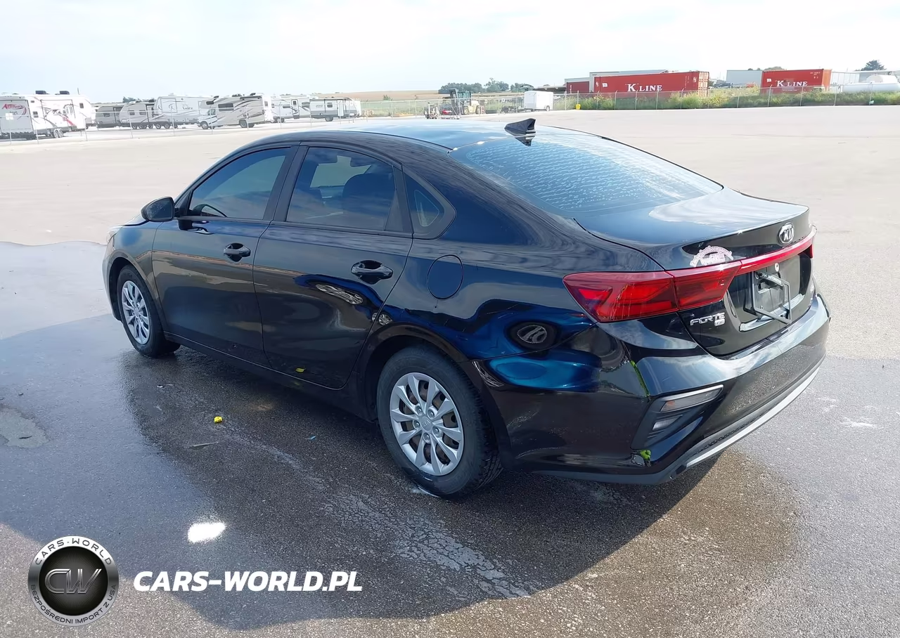 2020 Kia Forte Fe VIN:3KPF24ADXLE192830 - 3