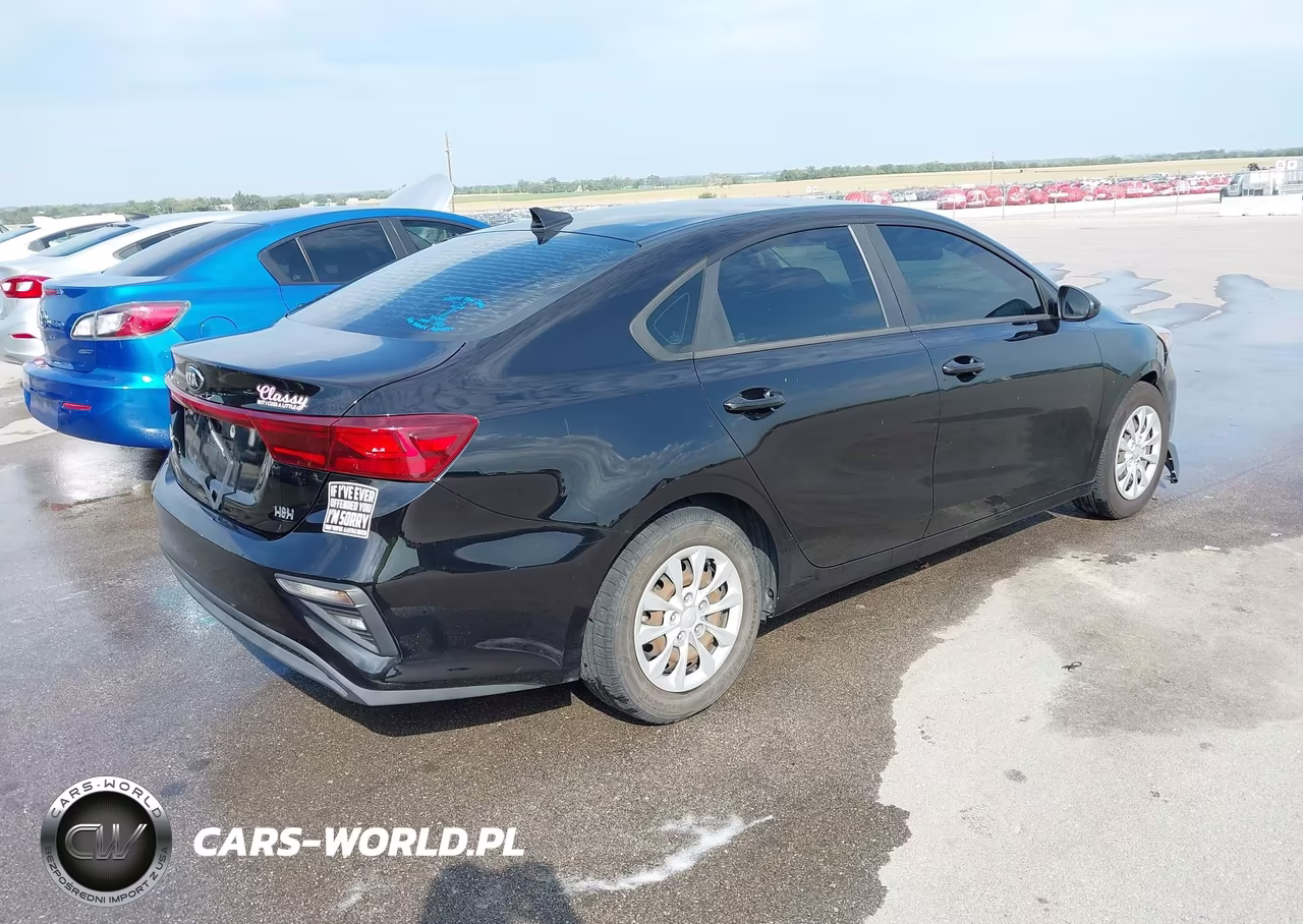 2020 Kia Forte Fe VIN:3KPF24ADXLE192830 - 4