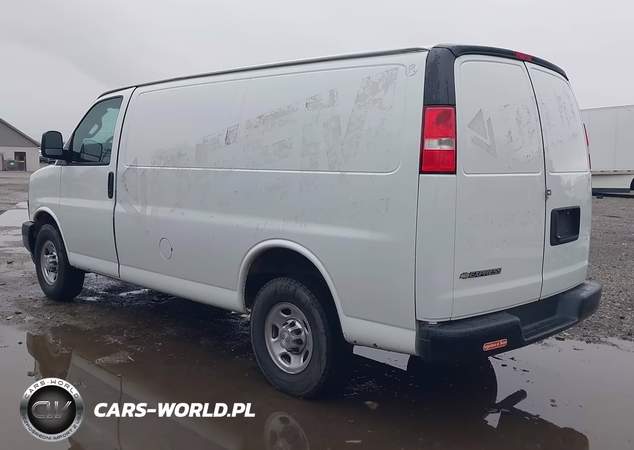 2019 Chevrolet Express 2500 Work Van VIN:1GCWGAFP1K1250716 - 3