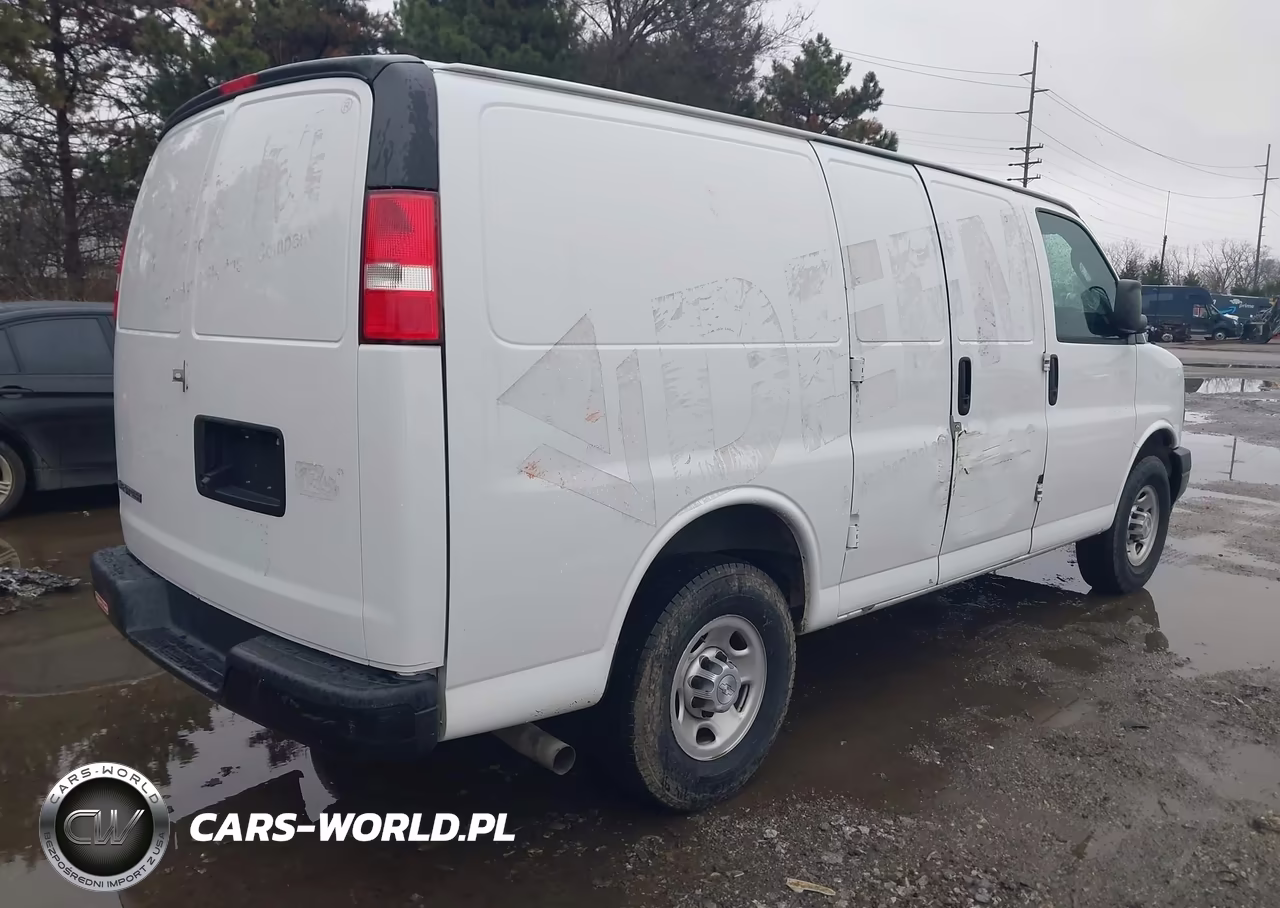 2019 Chevrolet Express 2500 Work Van VIN:1GCWGAFP1K1250716 - 4