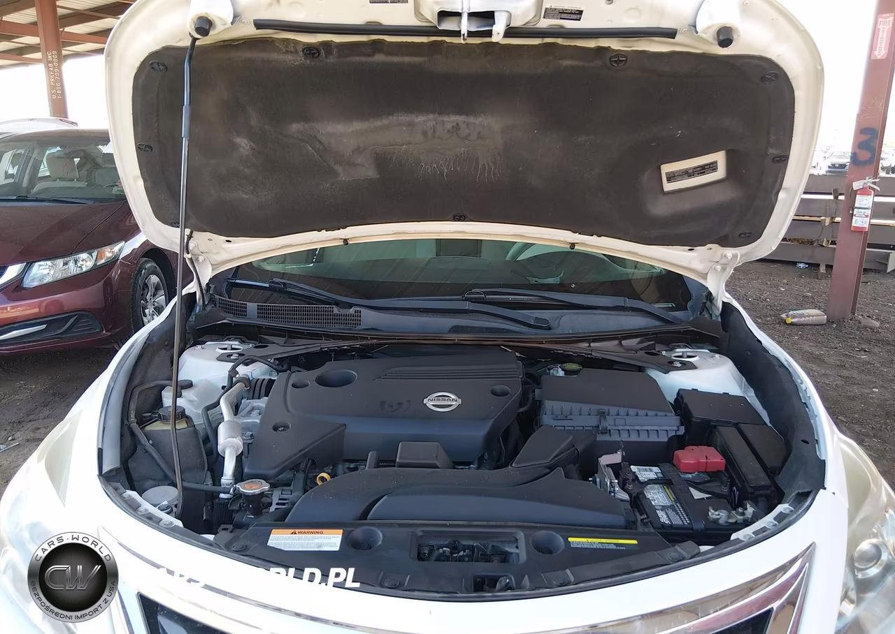 2015 Nissan Altima 2.5 S VIN:1N4AL3AP8FN865745 - 10