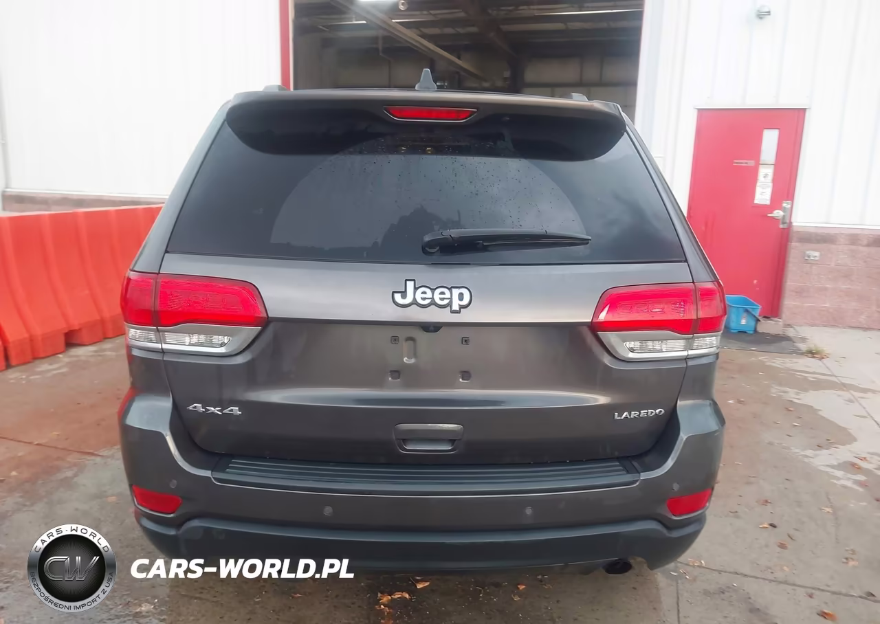 2019 Jeep Grand Cherokee Laredo E 4X4 VIN:1C4RJFAG1KC828269 - 16