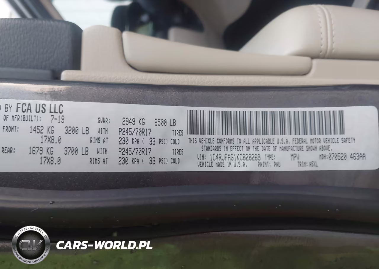 2019 Jeep Grand Cherokee Laredo E 4X4 VIN:1C4RJFAG1KC828269 - 9