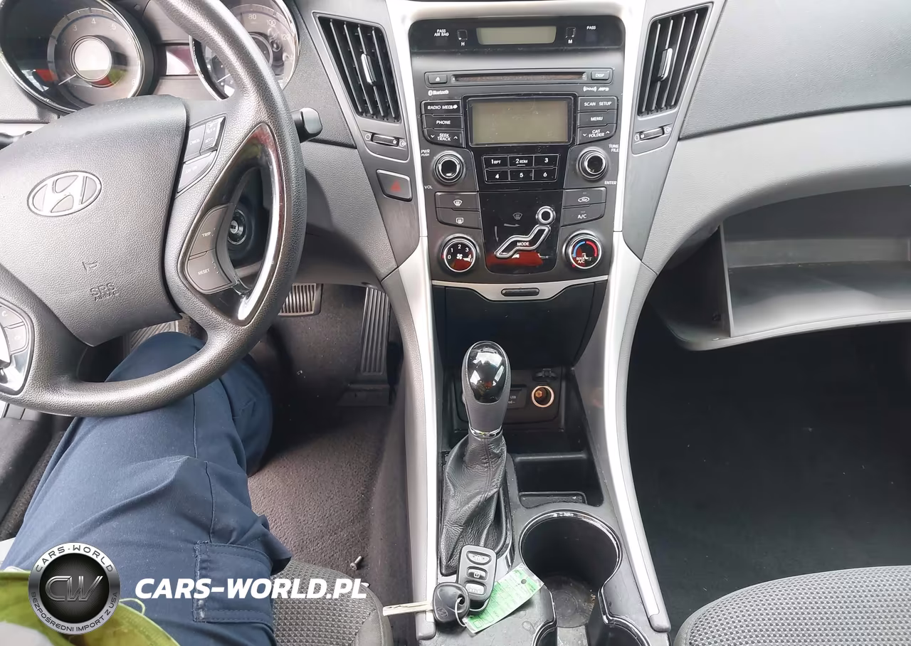 2013 Hyundai Sonata Gls VIN:5NPEB4AC4DH573301 - 11