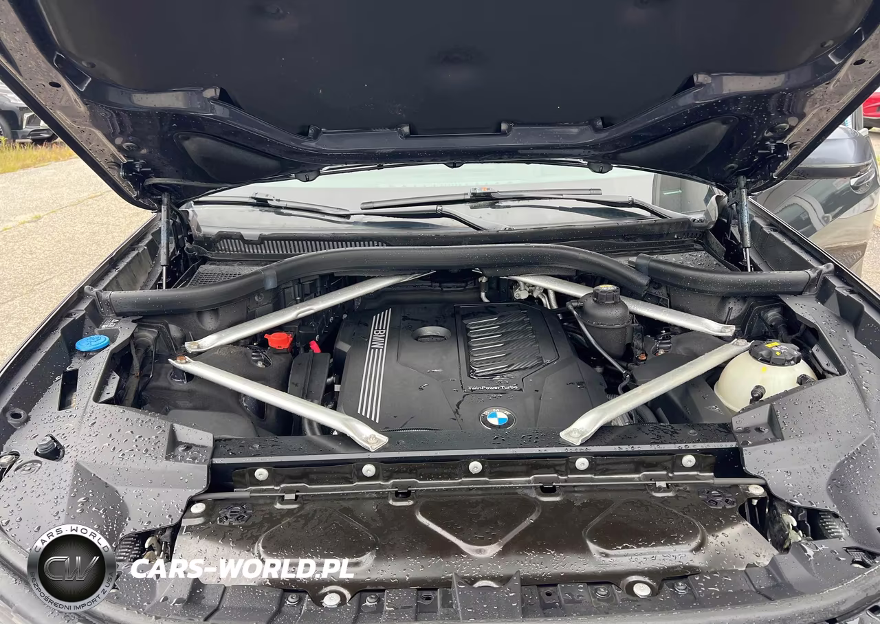 2020 BMW X7 xDrive40I VIN:5UXCW2C04L9B20131 - 10