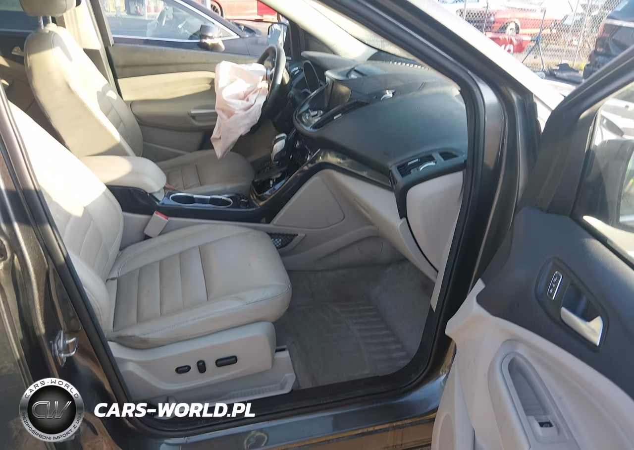 2015 Ford Escape Titanium VIN:1FMCU9J95FUA75616 - 5