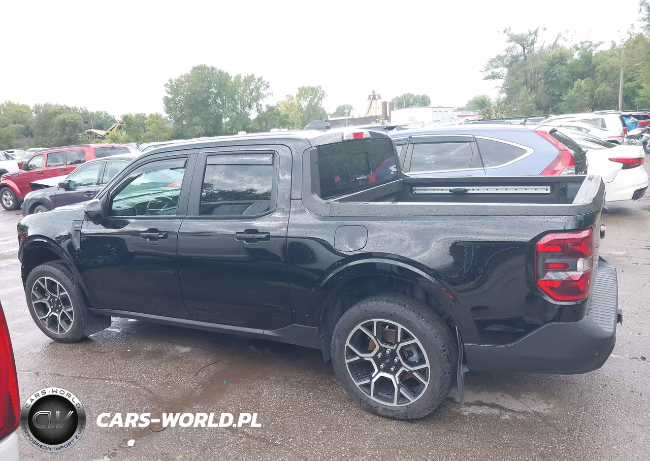 2025 Ford Maverick Lariat VIN:3FTTW8SA7SRB07923 - 15