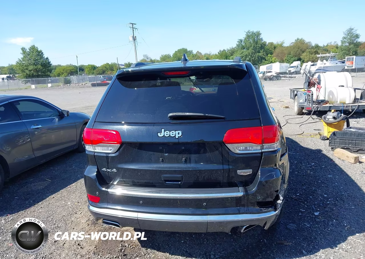 2019 Jeep Grand Cherokee Summit 4X4 VIN:1C4RJFJG3KC788163 - 17