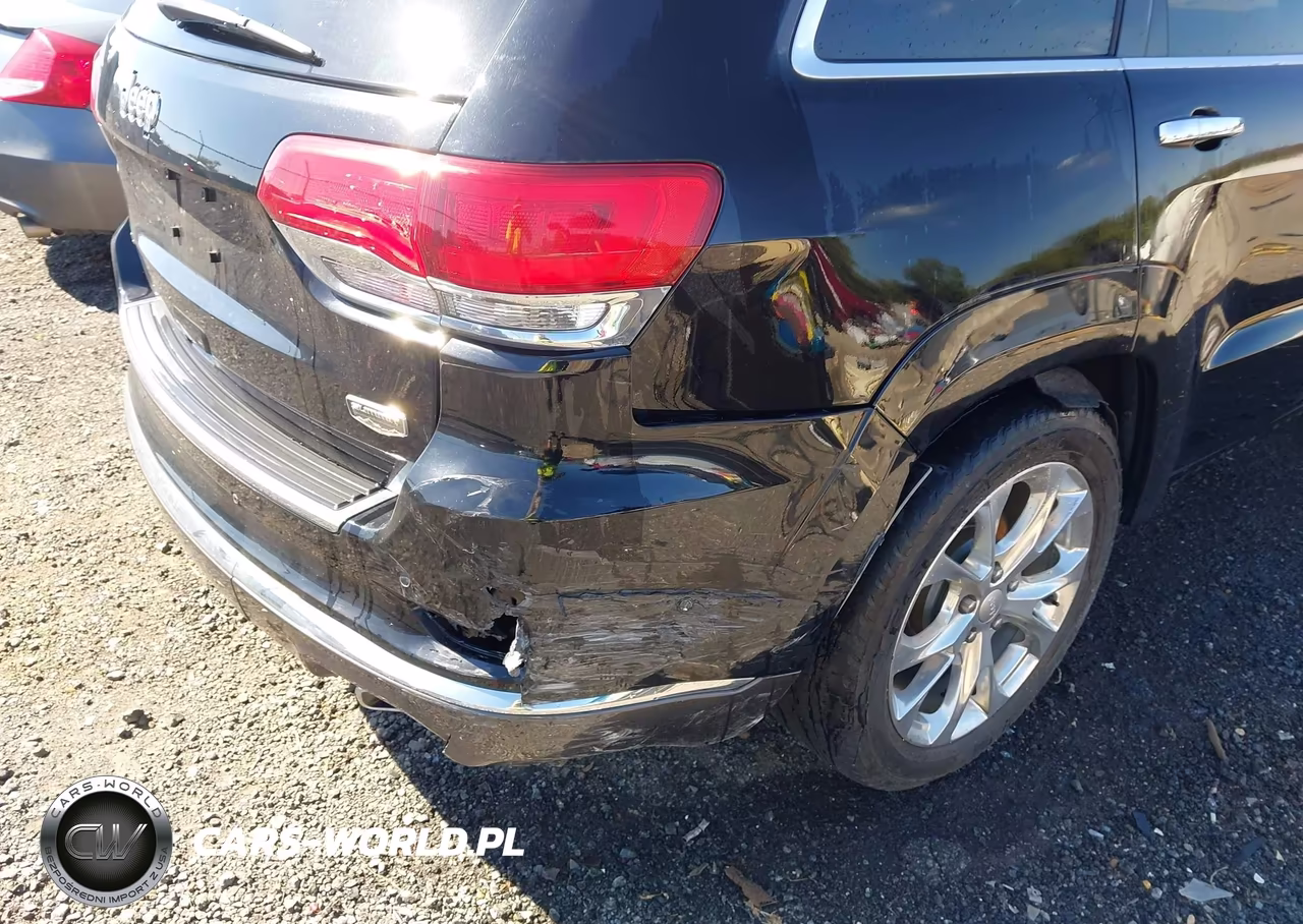 2019 Jeep Grand Cherokee Summit 4X4 VIN:1C4RJFJG3KC788163 - 18