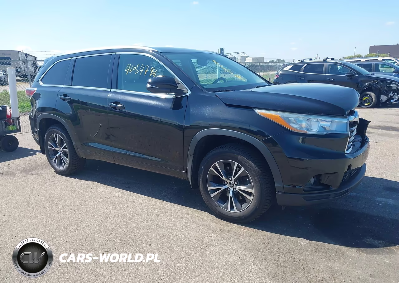 2016 Toyota Highlander Xle V6 – zdjęcie 1 z 16