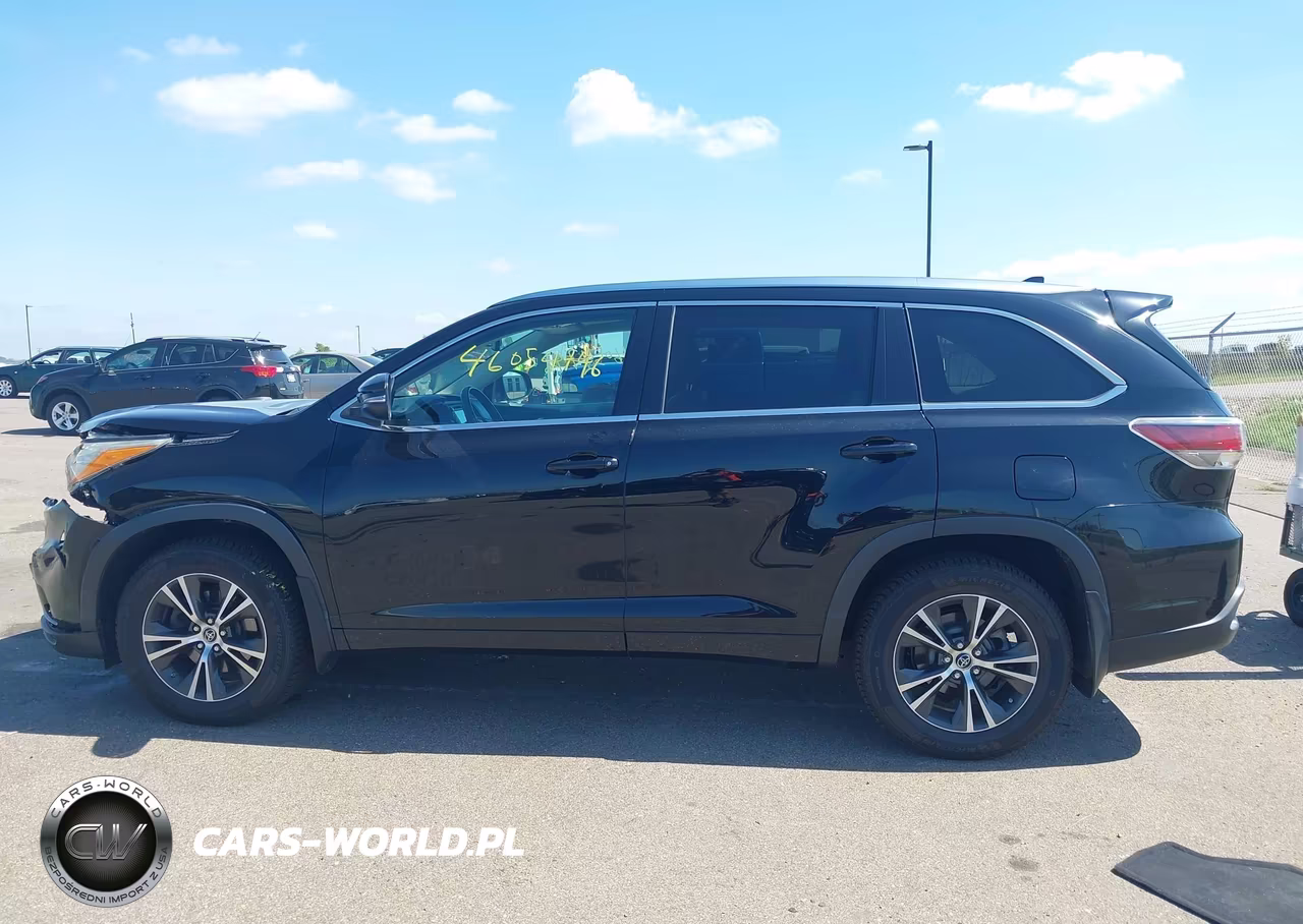 2016 Toyota Highlander Xle V6 VIN:5TDJKRFH0GS230516 - 14