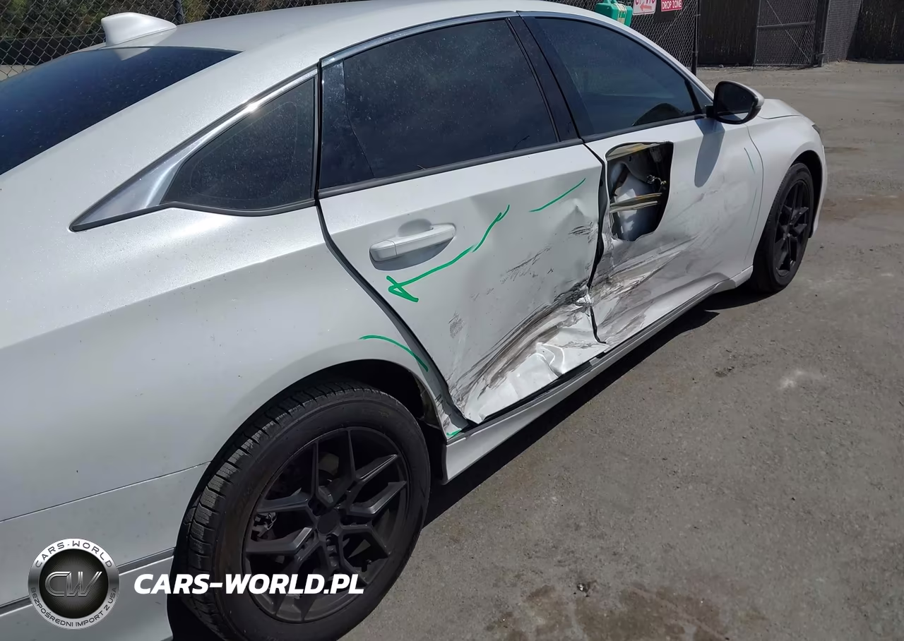 2018 Honda Accord Ex-L VIN:1HGCV1F50JA030765 - 18