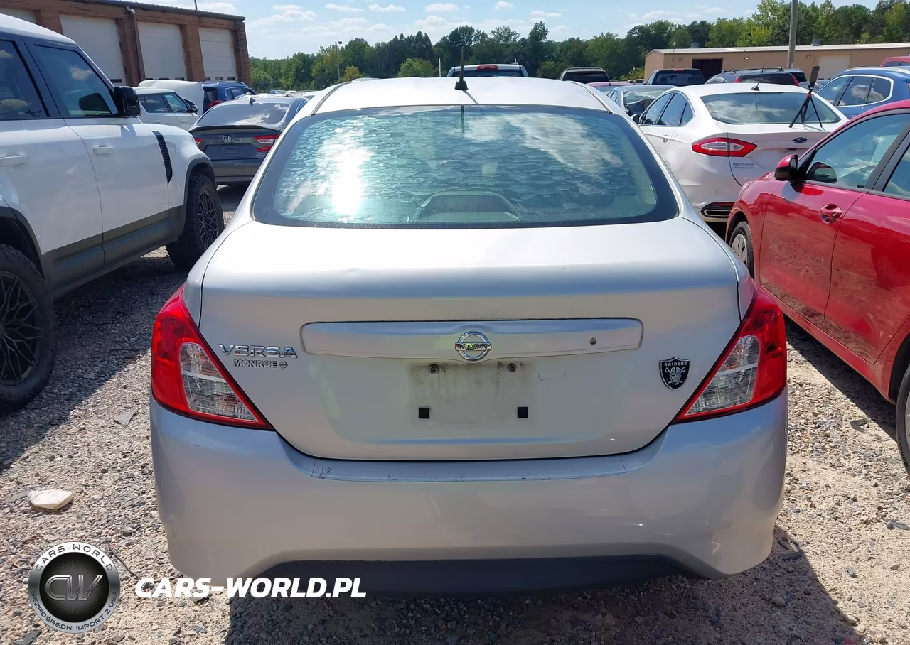 2016 Nissan Versa 1.6 S VIN:3N1CN7AP5GL838608 - 16