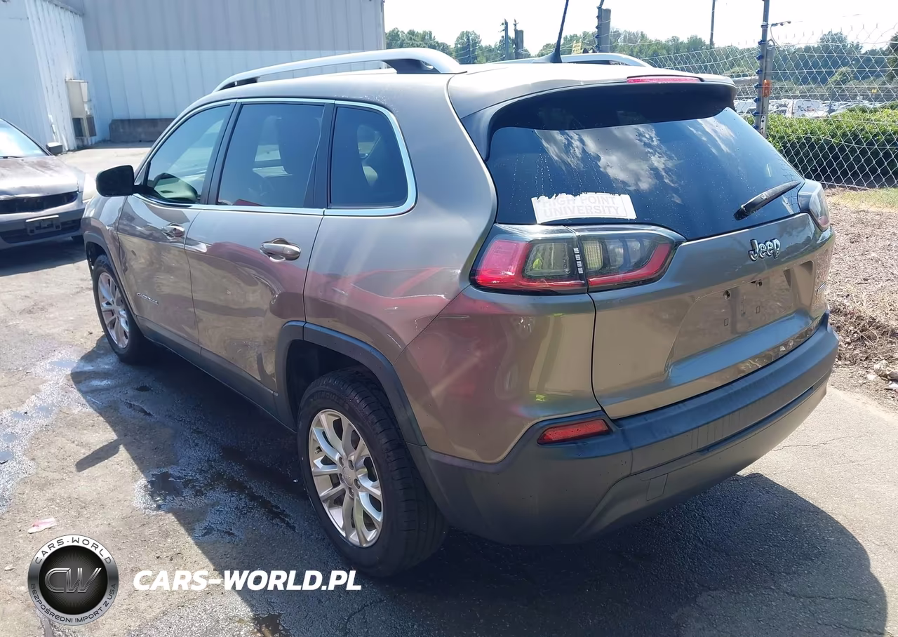 2019 Jeep Cherokee Latitude Fwd VIN:1C4PJLCB8KD246915 - 3
