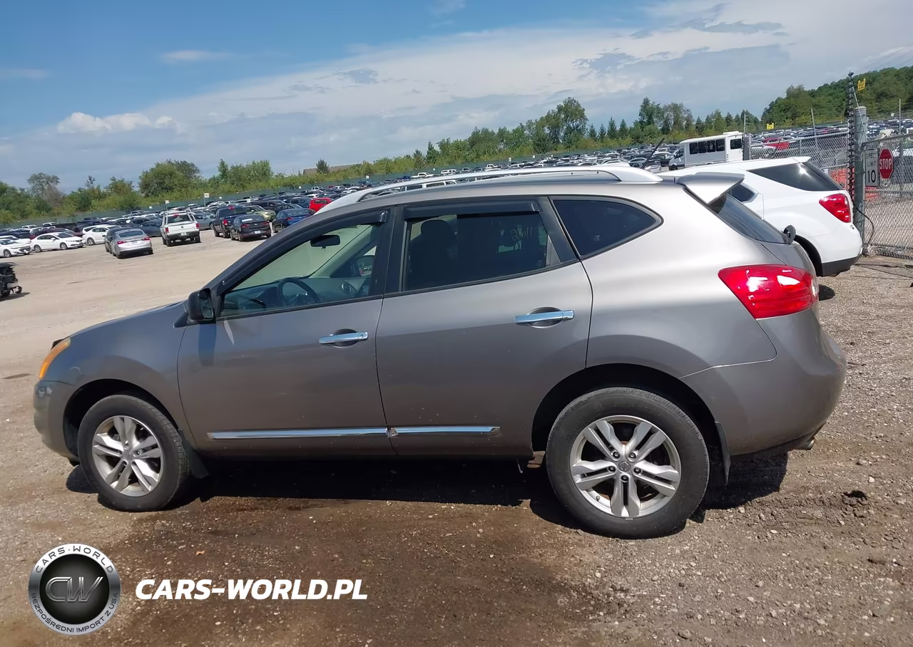 2015 Nissan Rogue Select S VIN:JN8AS5MV0FW768394 - 14