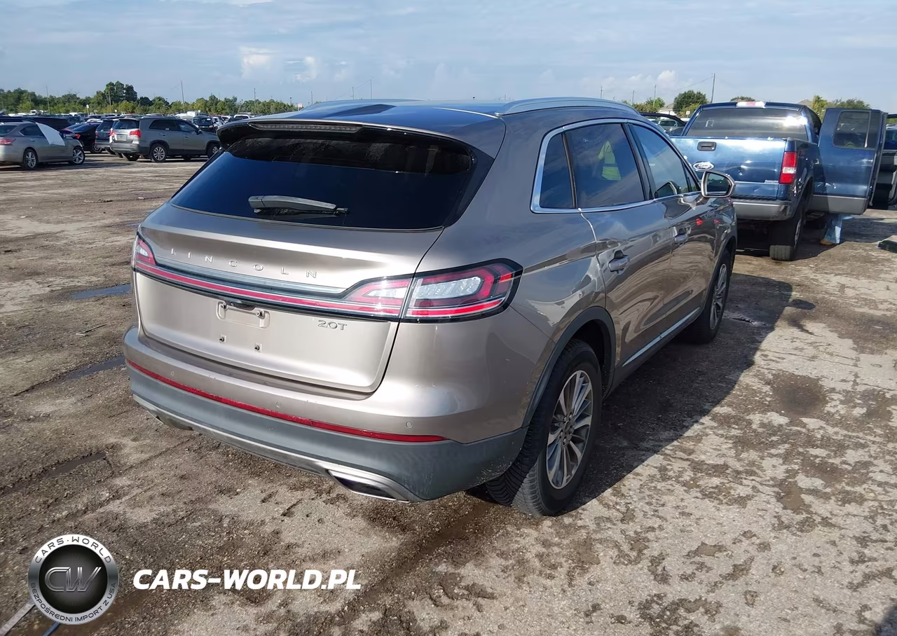 2019 Lincoln Nautilus Select VIN:2LMPJ6K91KBL16910 - 4