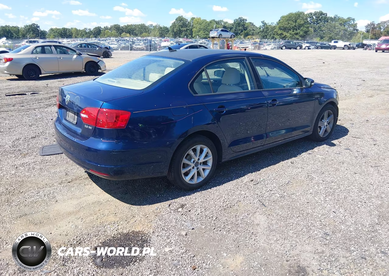 2011 Volkswagen Jetta 2.5L Se VIN:3VWBX7AJ8BM050226 - 4