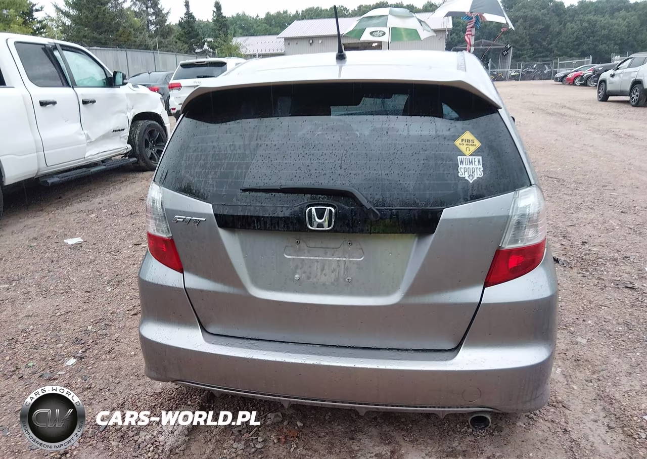 2009 Honda Fit Sport VIN:JHMGE88439S017543 - 16
