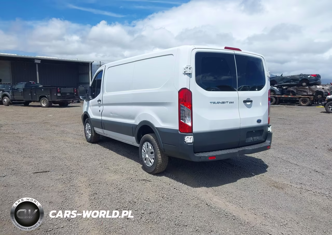 2015 Ford Transit-250 VIN:1FTNR1ZM5FKB02902 - 3