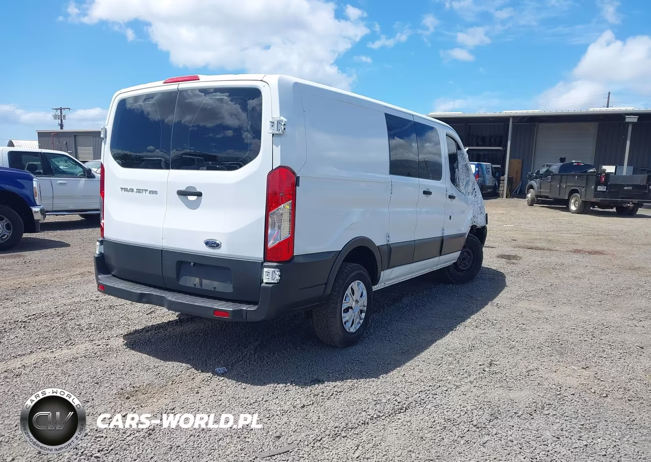 2015 Ford Transit-250 VIN:1FTNR1ZM5FKB02902 - 4
