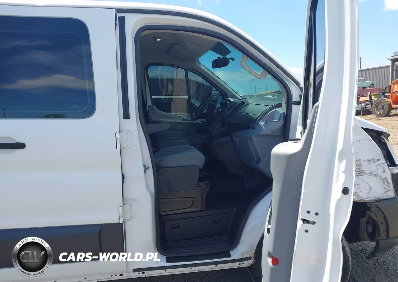 2015 Ford Transit-250 VIN:1FTNR1ZM5FKB02902 - 5