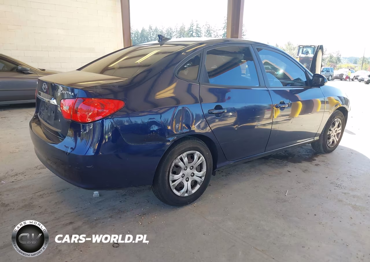 2010 Hyundai Elantra Gls VIN:KMHDU4AD9AU990750 - 4