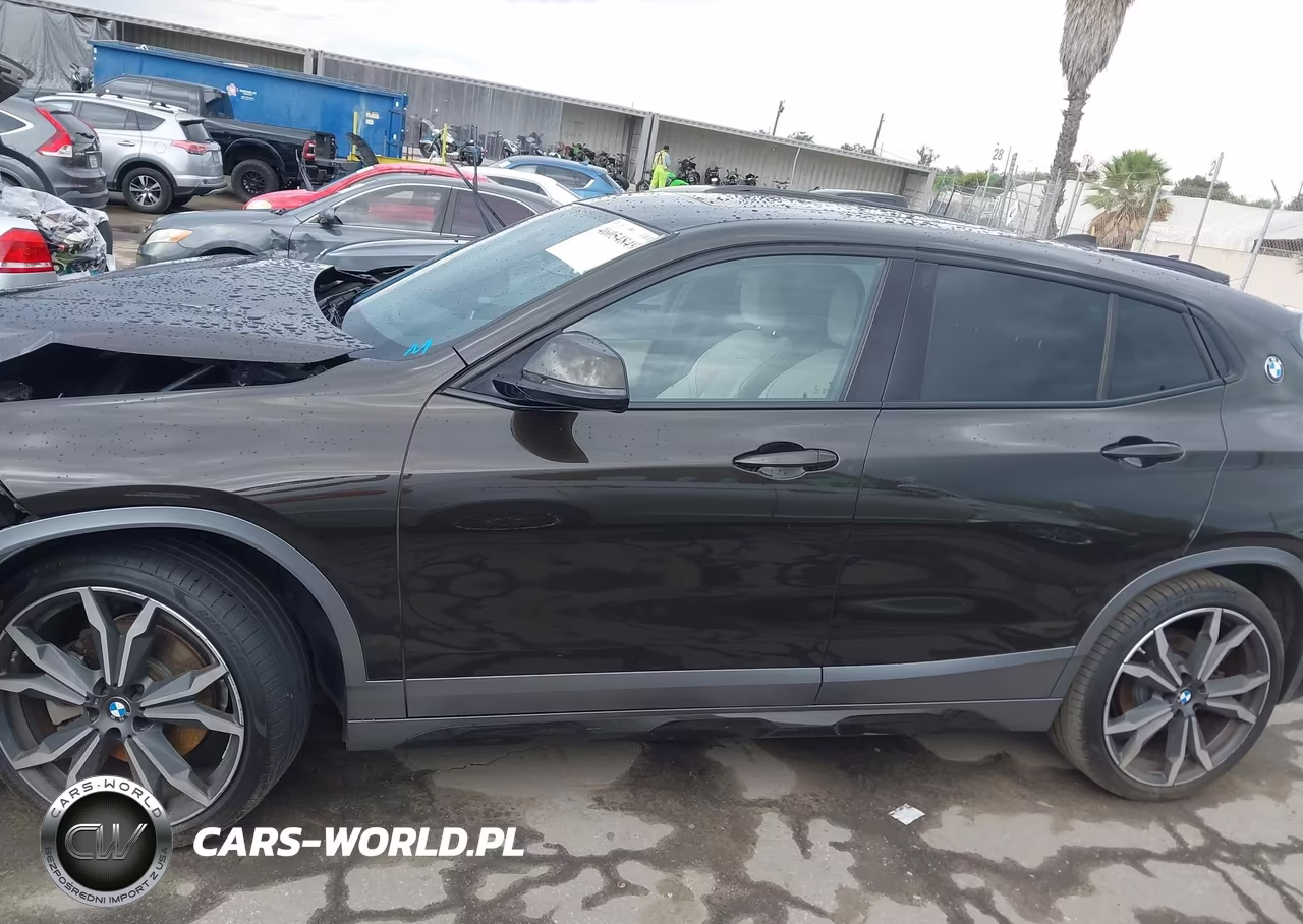 2018 BMW X2 xDrive28I VIN:WBXYJ5C3XJEB19476 - 14