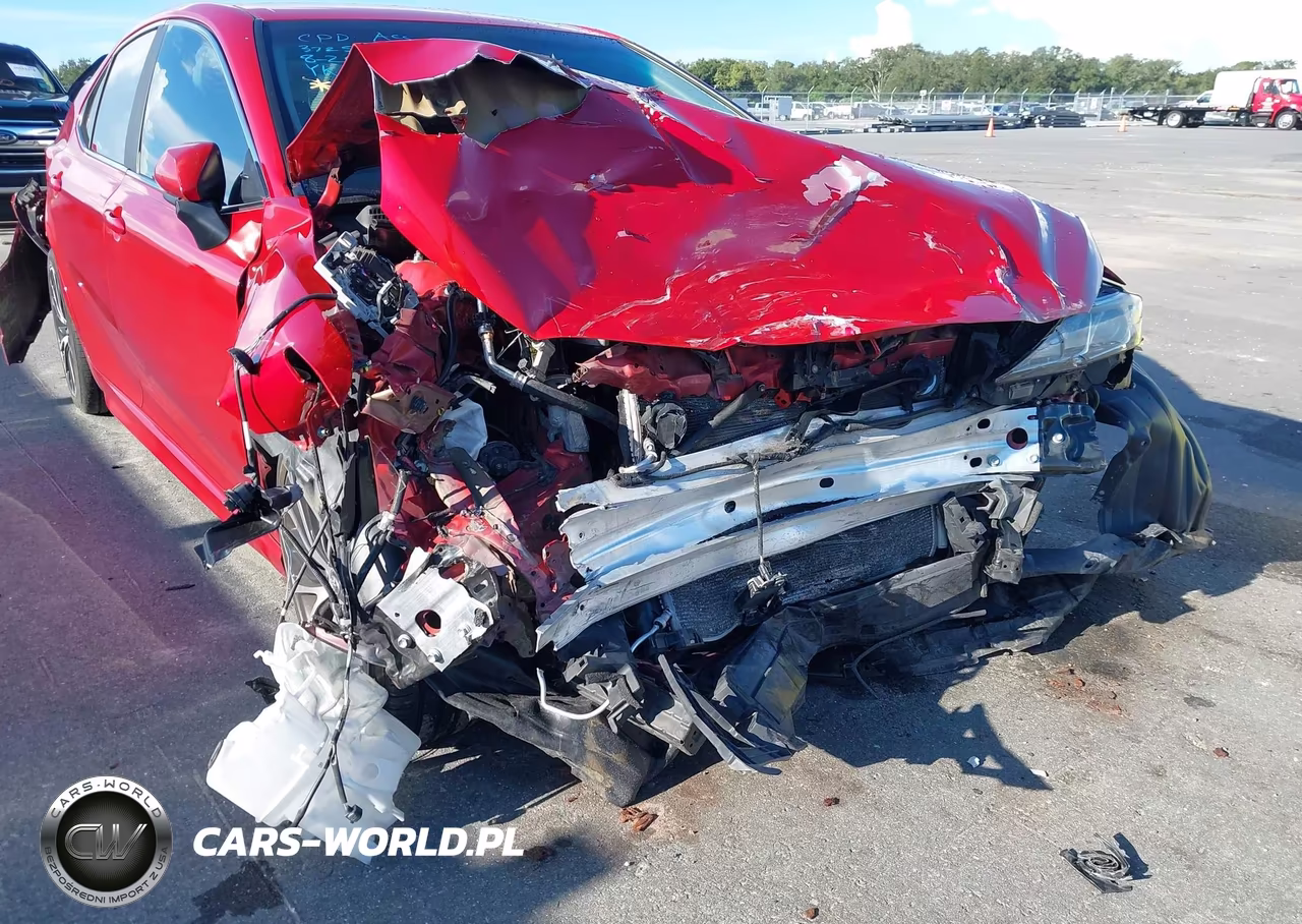 2020 Toyota Camry Se VIN:4T1G11AK9LU328365 - 6