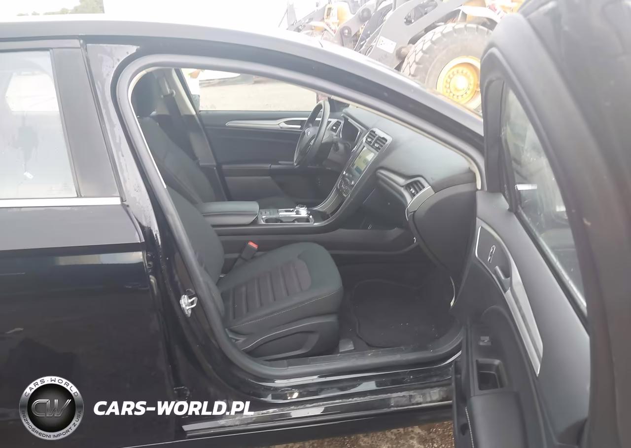 2020 Ford Fusion Hybrid Se VIN:3FA6P0LU7LR196985 - 5