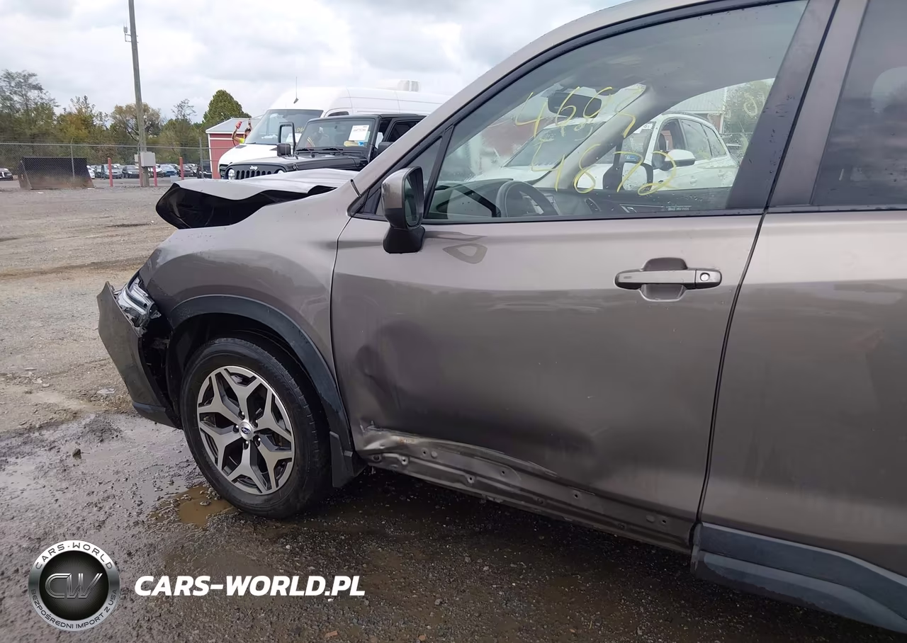 2021 Subaru Forester Premium VIN:JF2SKAJCXMH487346 - 18