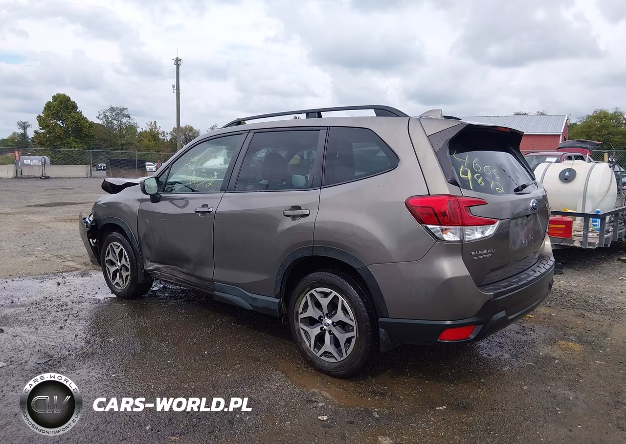 2021 Subaru Forester Premium VIN:JF2SKAJCXMH487346 - 3