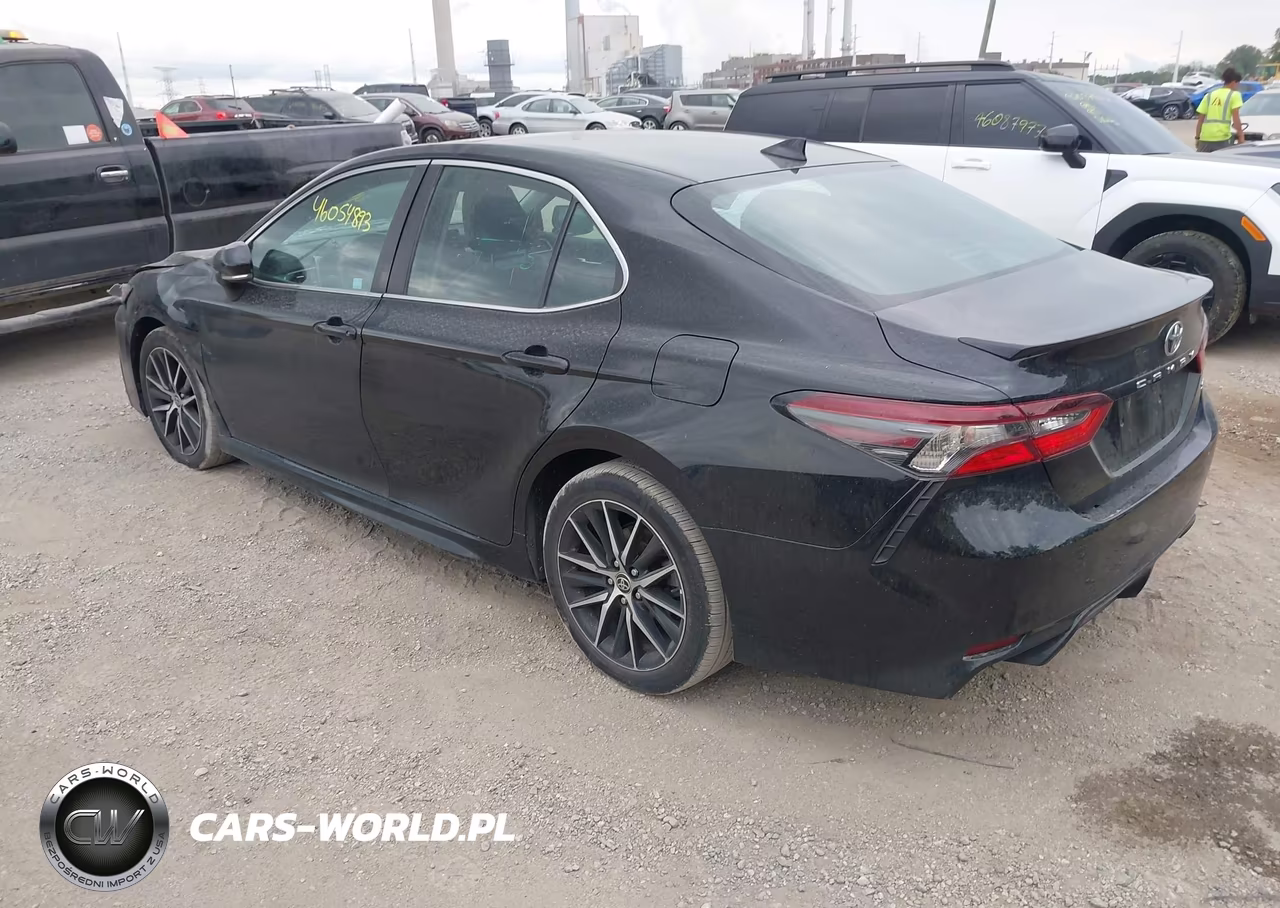 2021 Toyota Camry Se VIN:4T1G11AK3MU461916 - 3