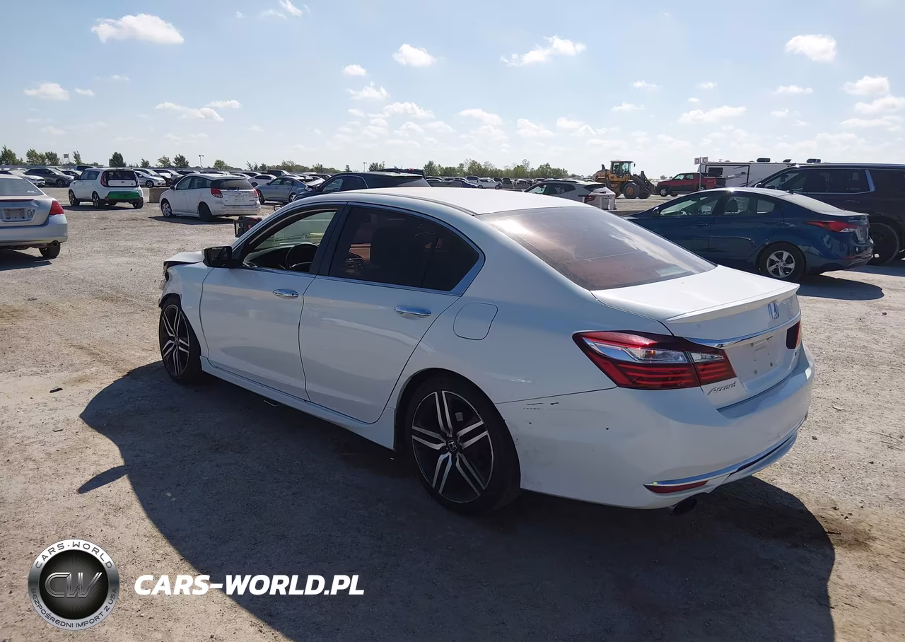 2017 Honda Accord Sport VIN:1HGCR2F51HA286417 - 3