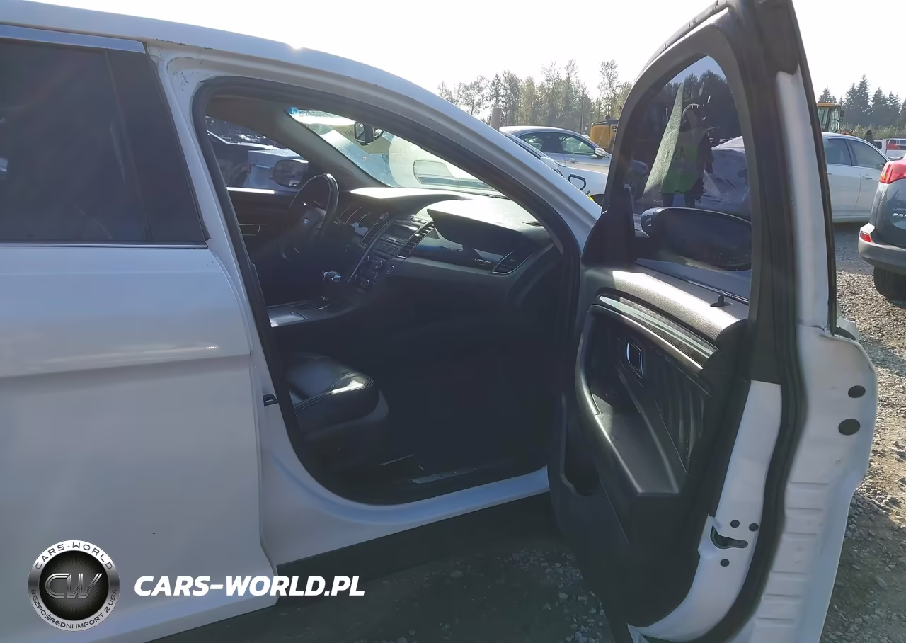 2010 Ford Taurus Limited VIN:1FAHP2FW8AG133853 - 5