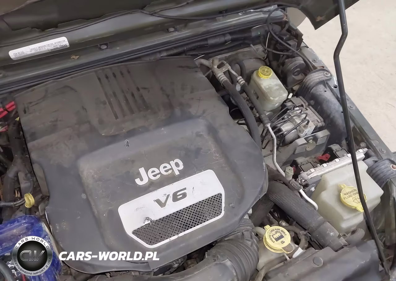 2015 Jeep Wrangler Unlimited Sport VIN:1C4BJWDG2FL726899 - 10