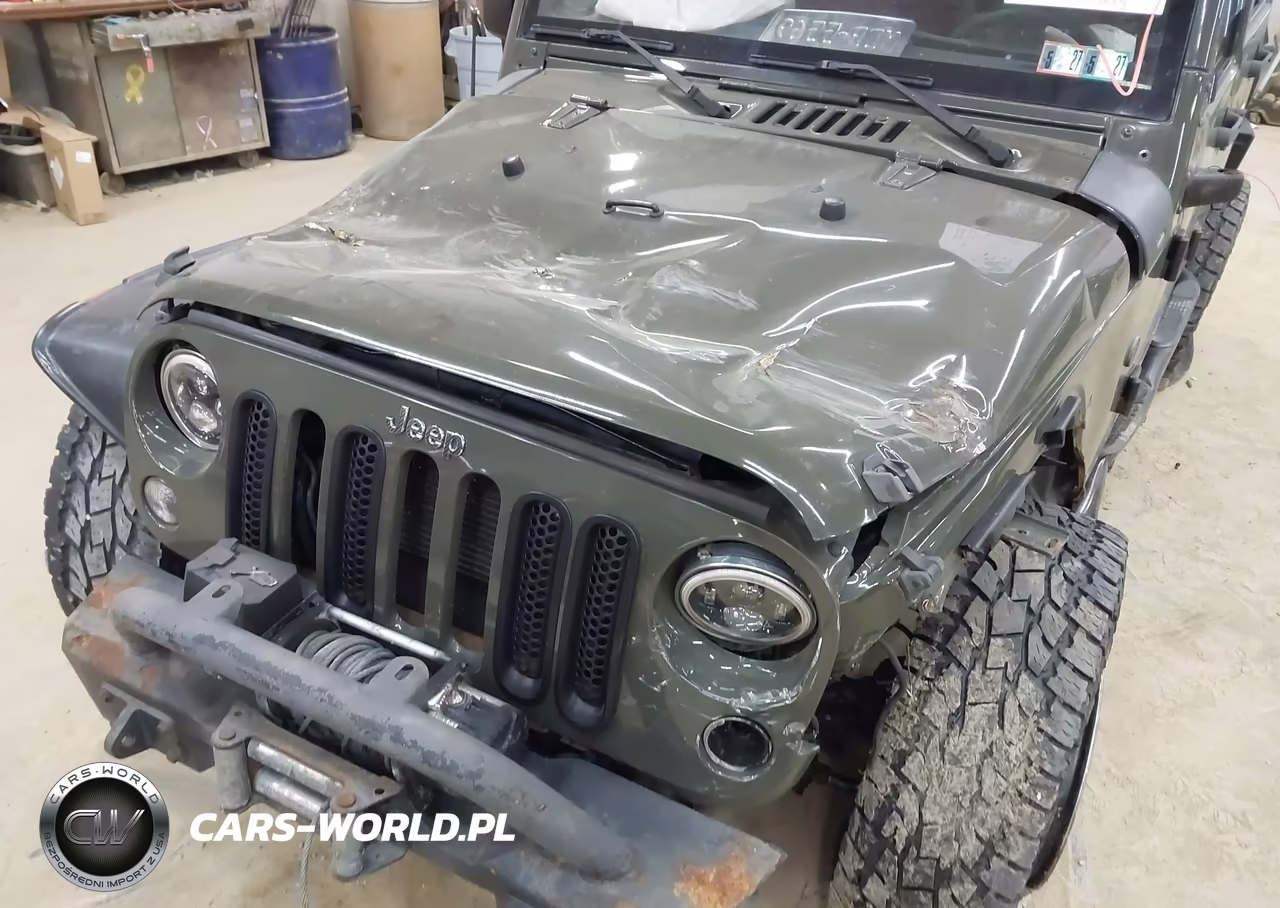 2015 Jeep Wrangler Unlimited Sport VIN:1C4BJWDG2FL726899 - 6