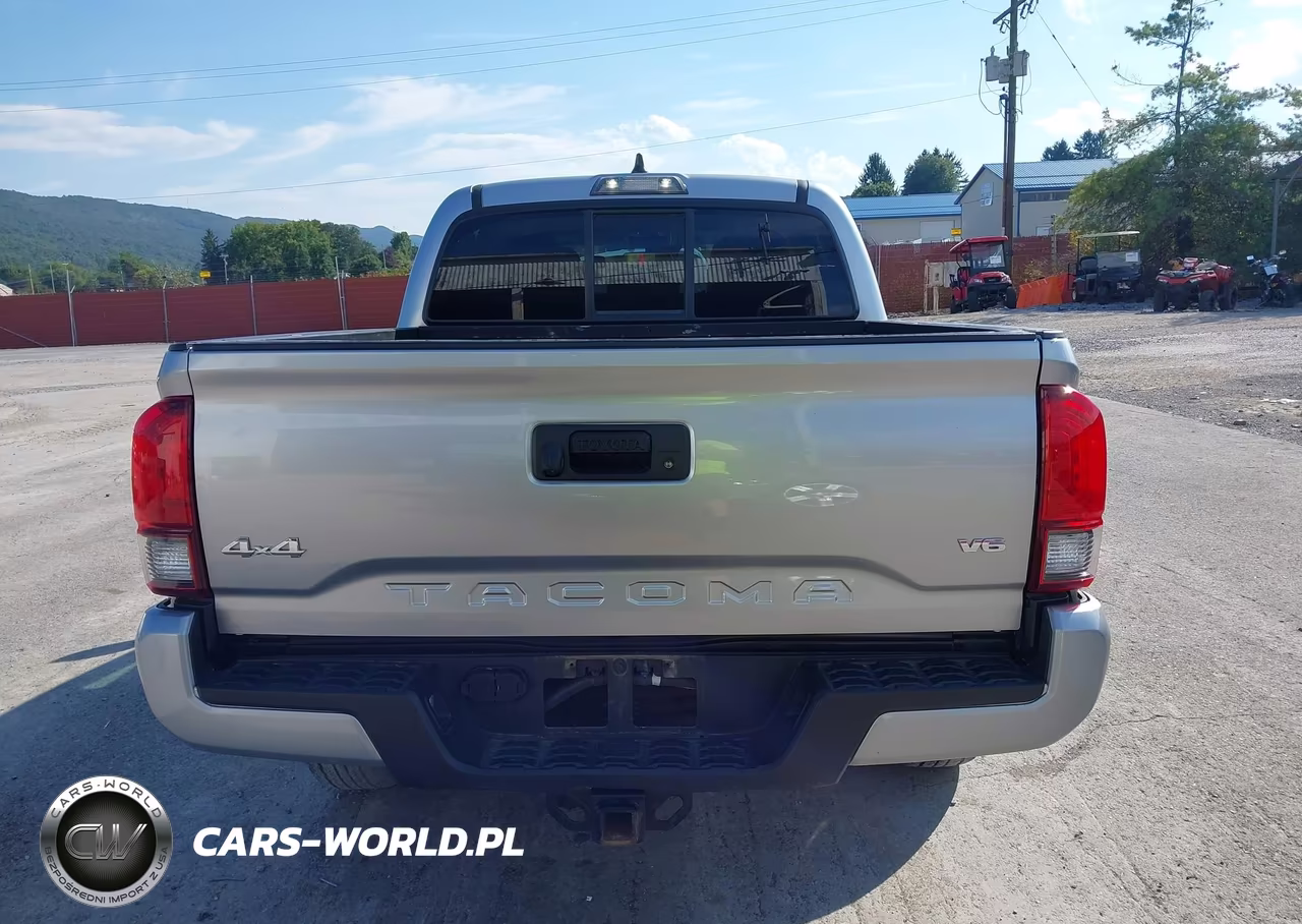 2022 Toyota Tacoma Sr V6 VIN:3TYCZ5AN1NT085580 - 17