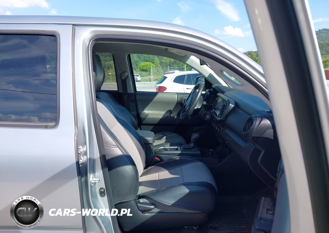 2022 Toyota Tacoma Sr V6 VIN:3TYCZ5AN1NT085580 - 5