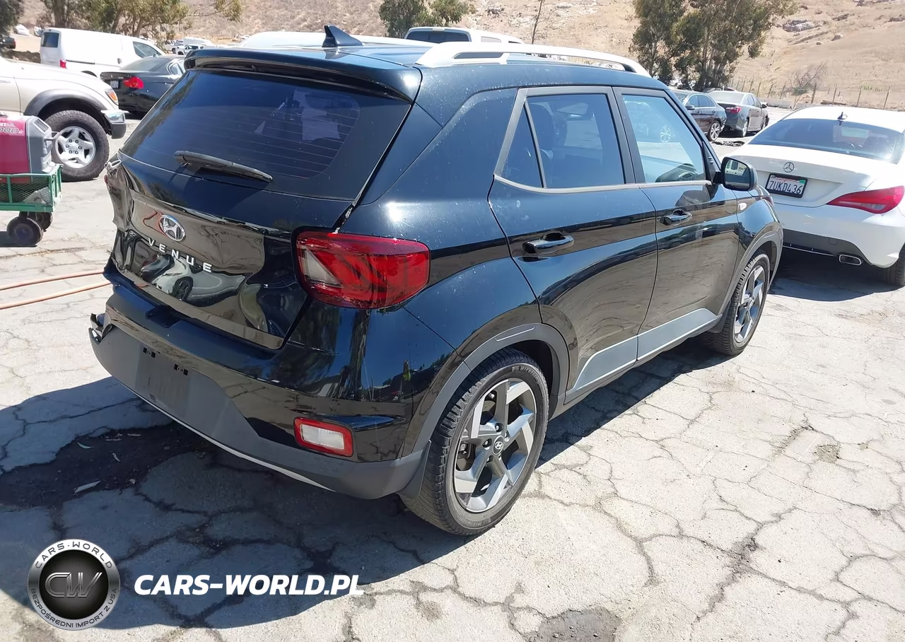 2020 Hyundai Venue Sel VIN:KMHRC8A36LU030800 - 4