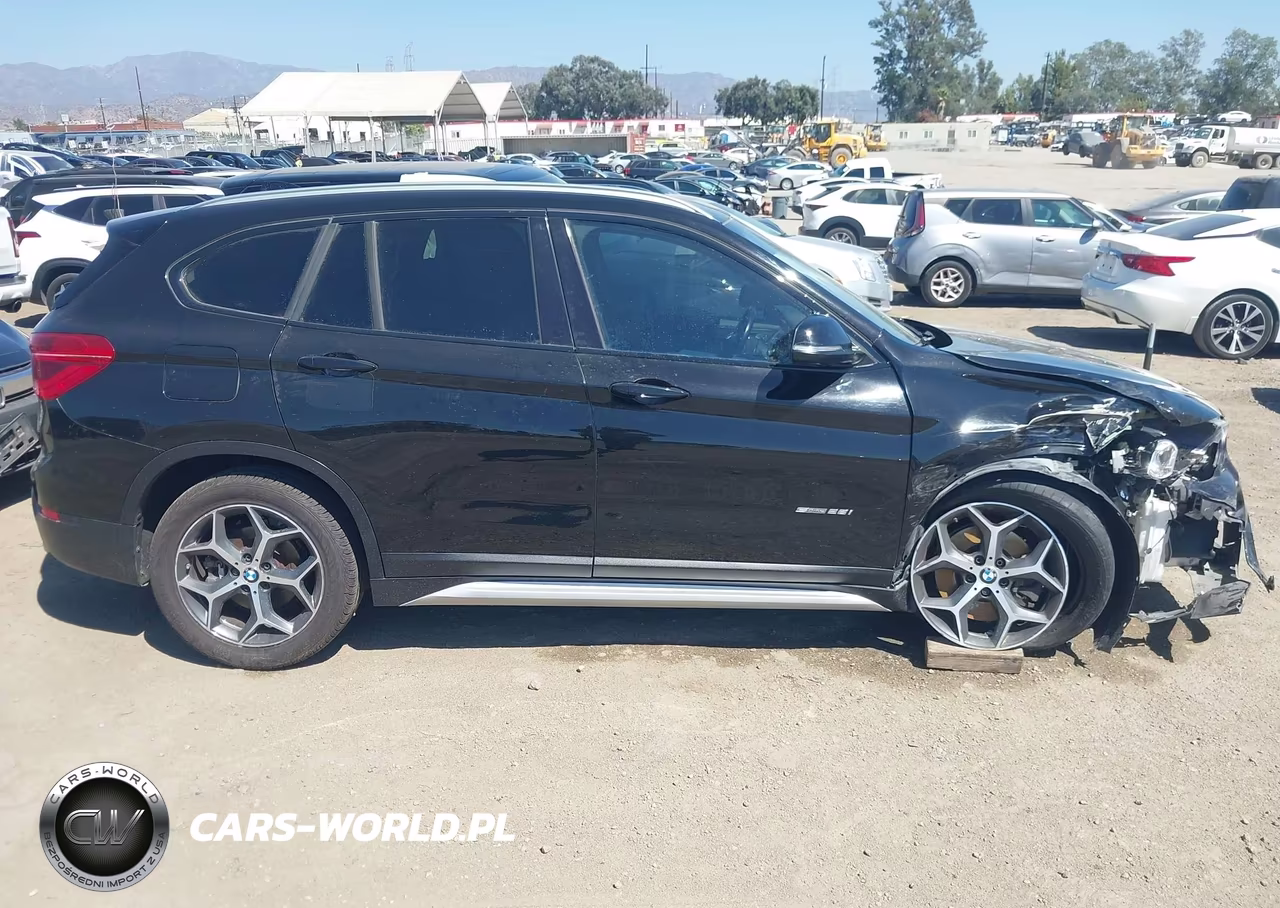 2017 BMW X1 Sdrive28I VIN:WBXHU7C35H5H34420 - 13