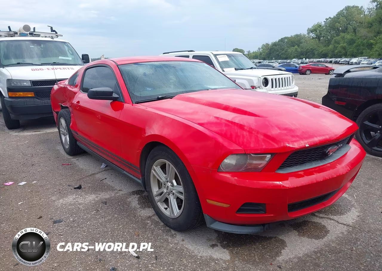 2012 Ford Mustang V6