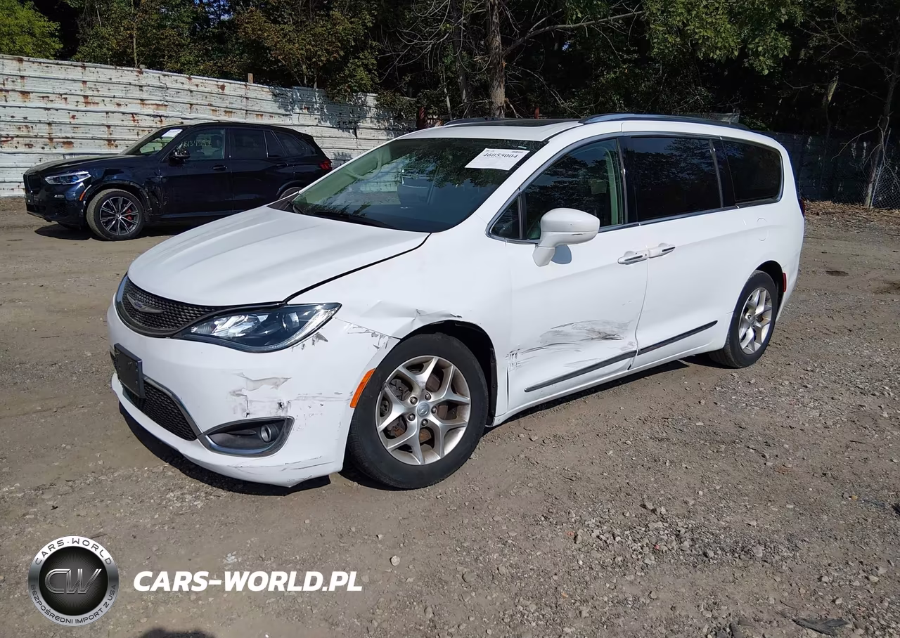 2019 Chrysler Pacifica Touring L Plus VIN:2C4RC1EG0KR548924 - 2