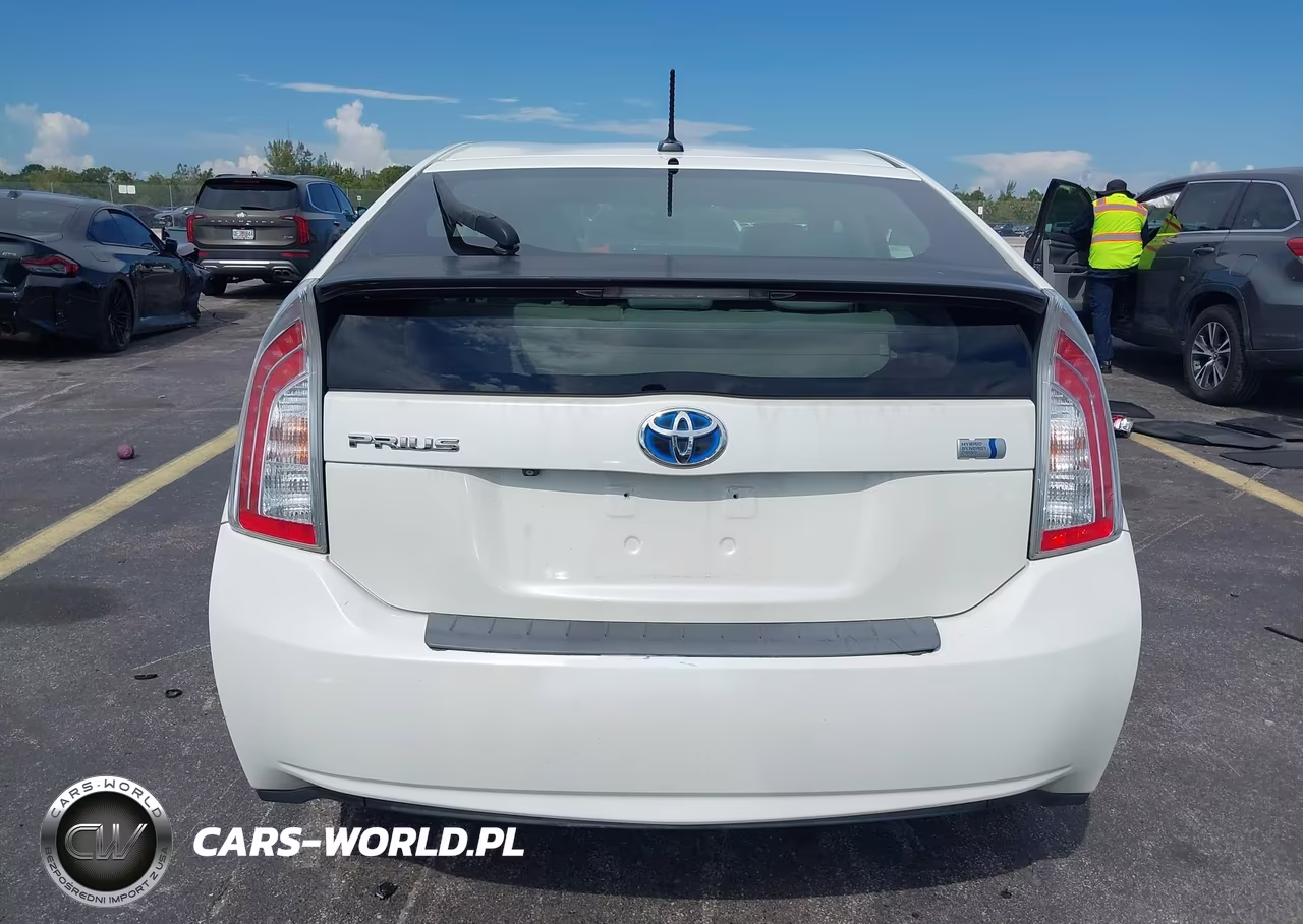 2012 Toyota Prius Three VIN:JTDKN3DU9C1528272 - 17